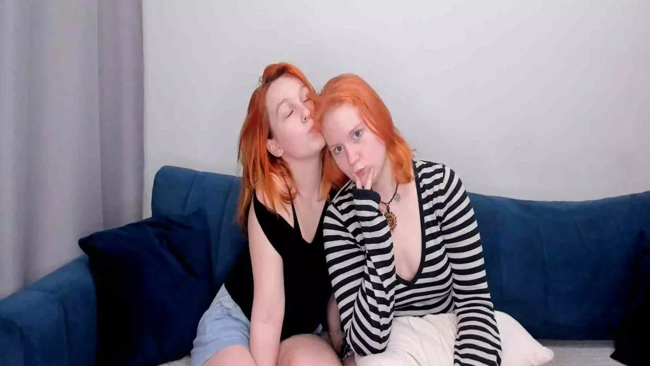 View AinsleyAndHailey Fuck Vids and Pics