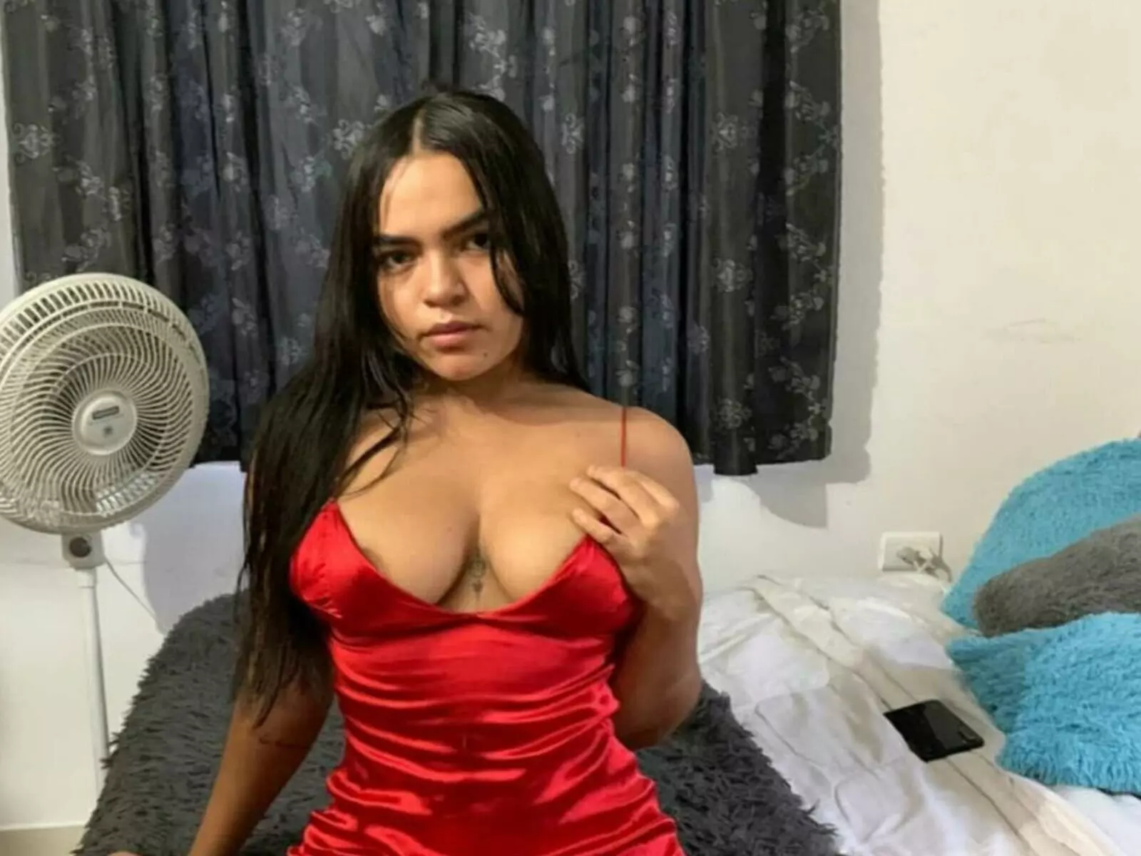 View KarlaQueens Fuck Vids and Pics